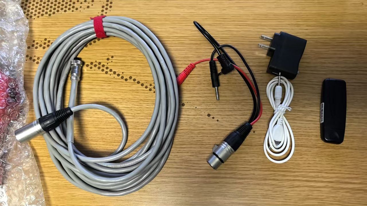  Электронный стартовый пистолет Pennington UP-063