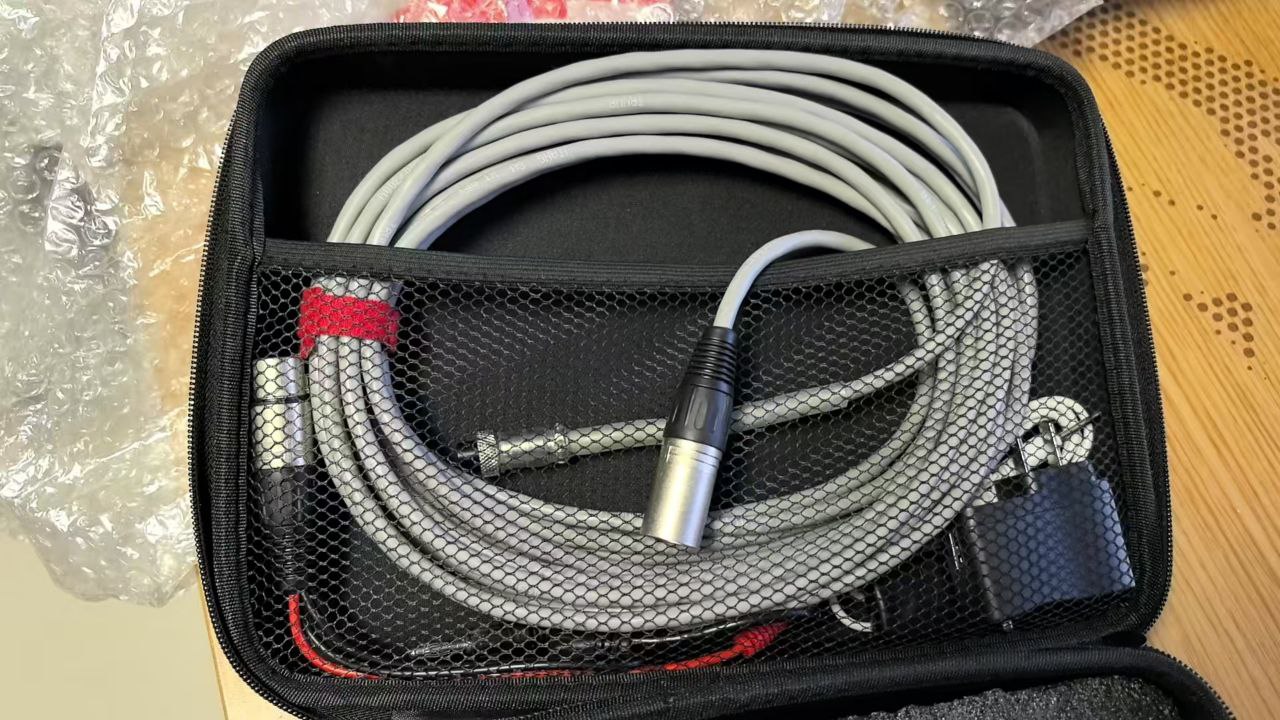  Электронный стартовый пистолет Pennington UP-063